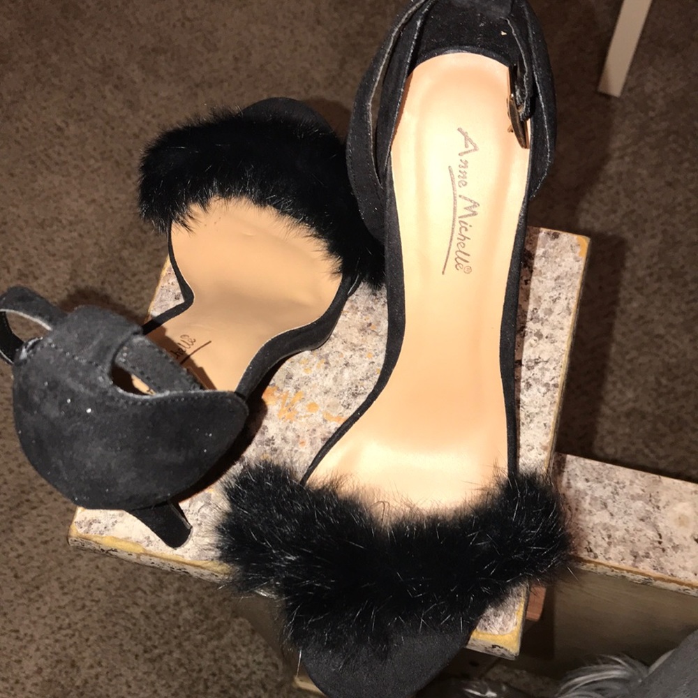 Anne Michelle Heels